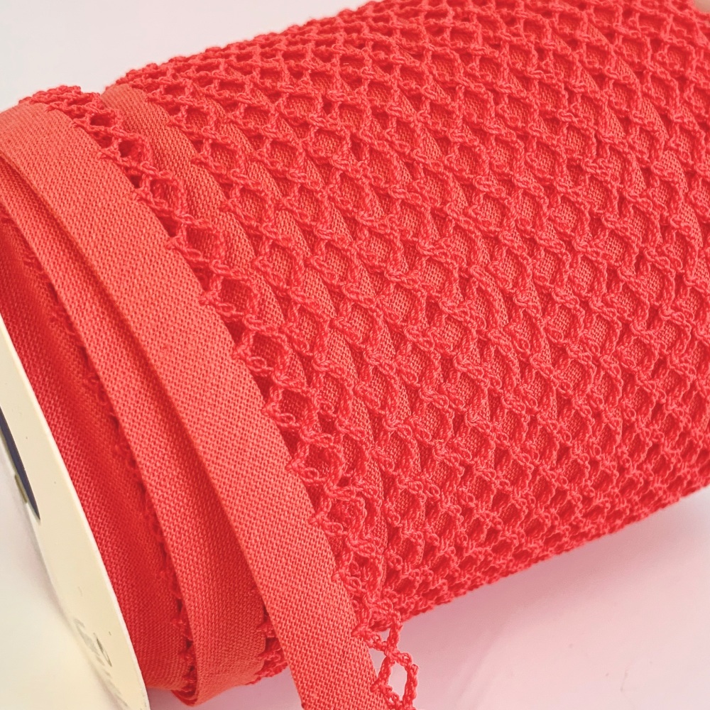 Paprika 12mm Pre-Folded Plain Bias Binding with Lace Edge