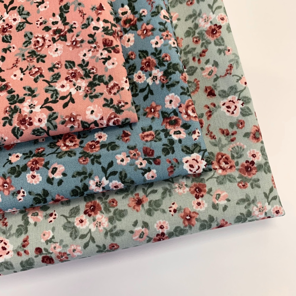 Poppy Europe - Romantic Flowers - Felt Backed Fabric