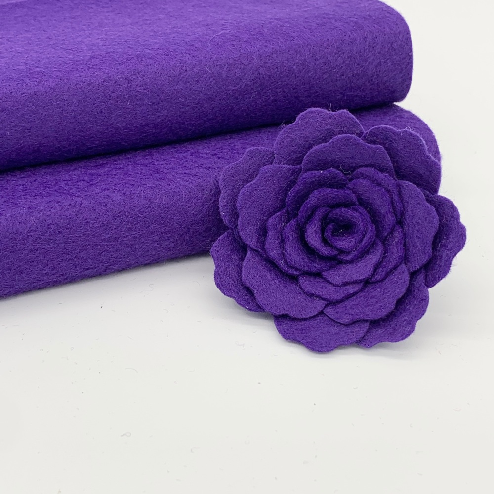 <!--047-->Purple Wool Blend Felt 