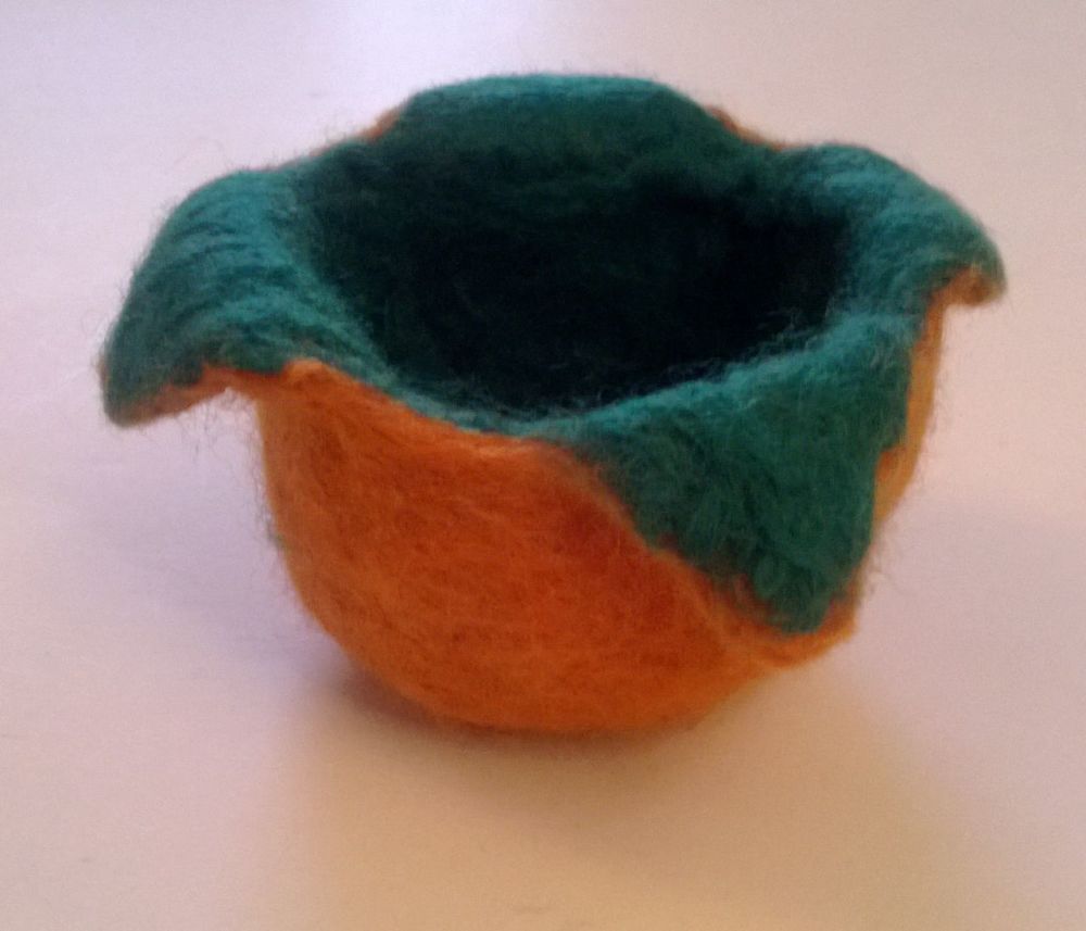 wet felting vessle