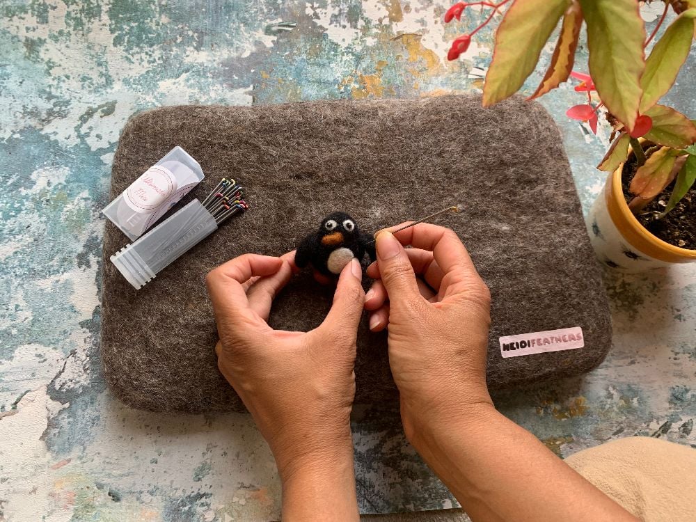 5 Tips for faster progress when needle felting