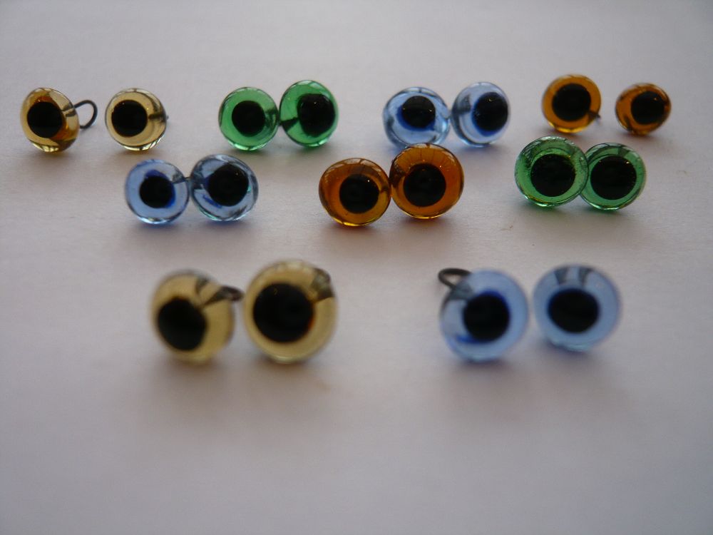 How to add Glass eyes or make felted eyes