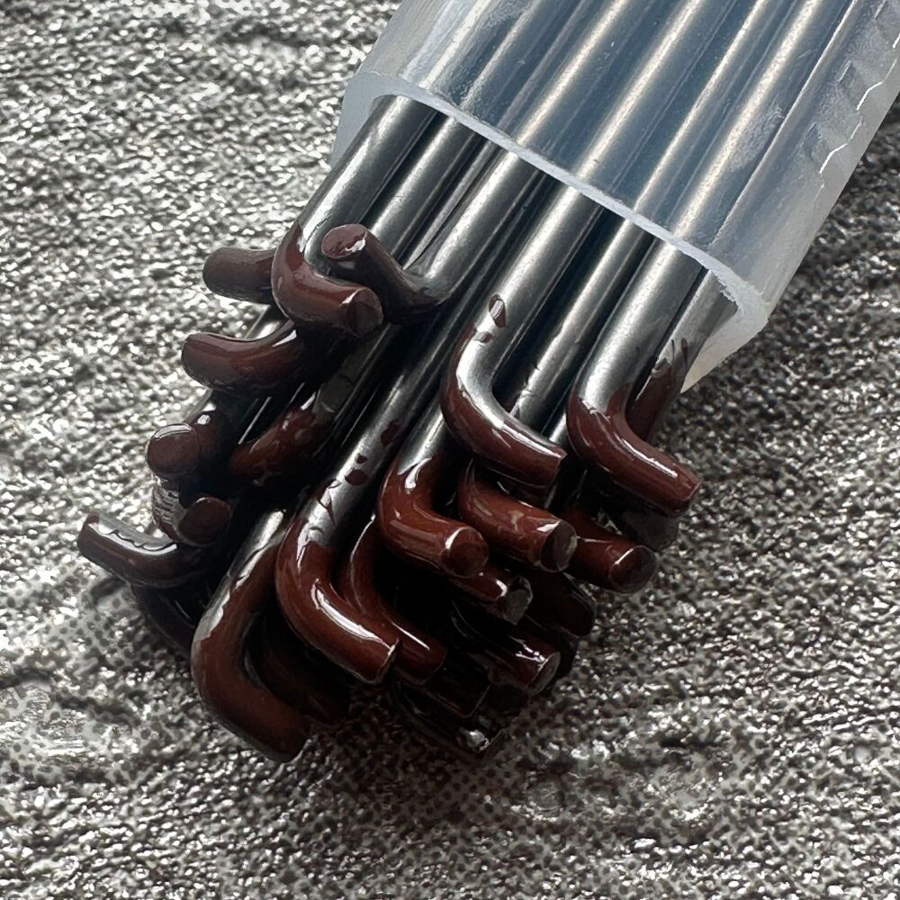 Twisted / Spiral Needles - 40G (Dark Brown tip)