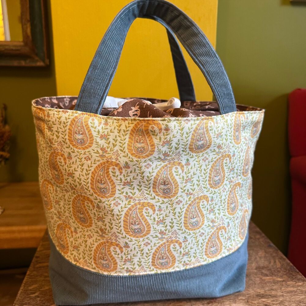 Limited Edition Prefilled Project Bag PAISLEY FABRIC– Vintage & Designer Fabric - Mix S
