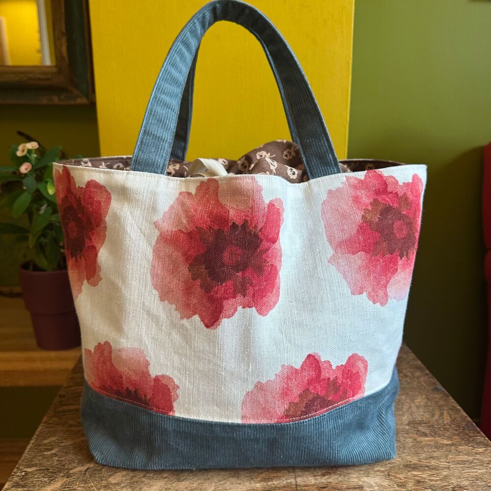 Limited Edition Prefilled Project Bag – Vintage & Designer Fabric POPPY FABRIC- Mix S