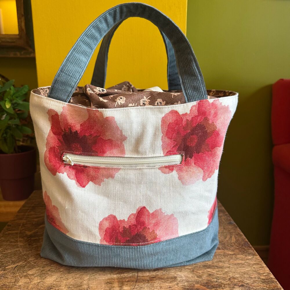 Limited Edition Prefilled Project Bag POPPY FABRIC– Vintage & Designer Fabric -Mix C