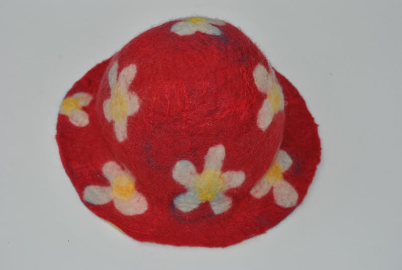 pre felt flower hat