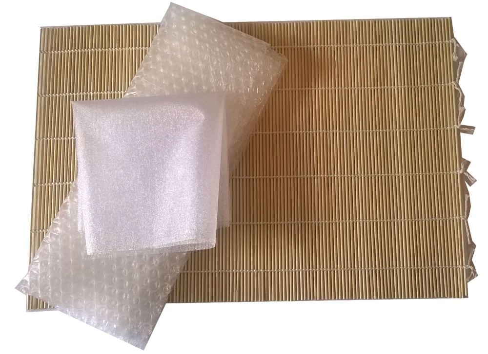 Bamboo Felting Mat with Bubble Wrap and Netting