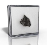 Deep Space Meteorite Dusk en Argentina More Than 5000 Years Ago + Certificate And Display Case