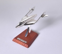 Virgin Galactic Spaceship Two Space Aircraft 2010 Solid Metal Chrome 1:200 SILCLASS-7504014 Display Model