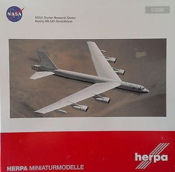 NASA Herpa 556293 NASA Dryden Research Center NB-52H Diecast 1/200 Model Airplane