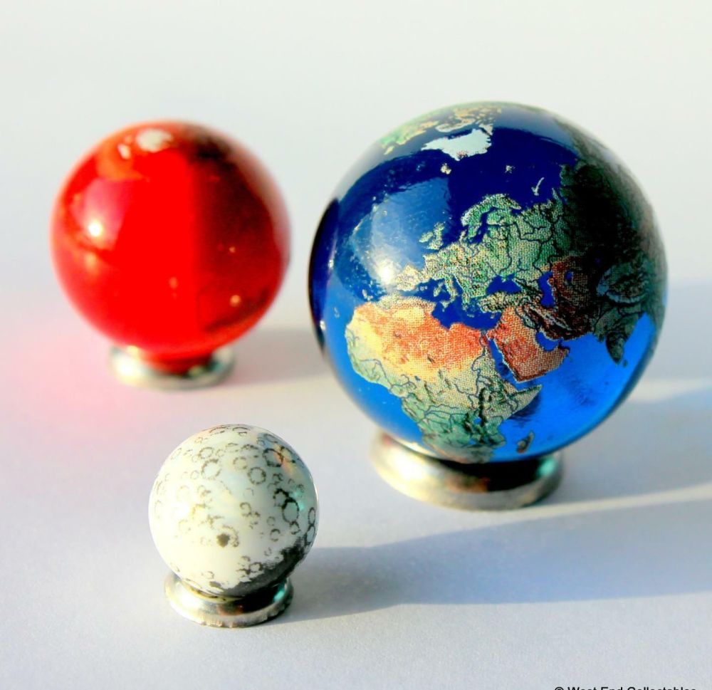 Quality Planet Marbles 1:300 Million Scale Giant 35mm Earth Globe + Mars & Moon
