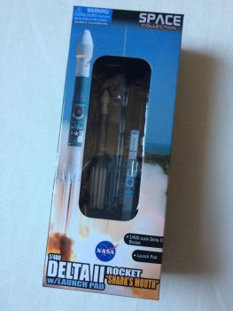 Nasa Delta 2 Rocket Dragon Die Cast Model