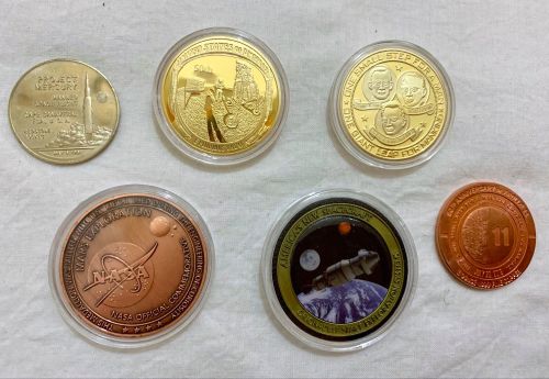 Flown Metal Orion NASA 24k Gold Plated Apollo 11 & Curiosity Mars Rover Spa