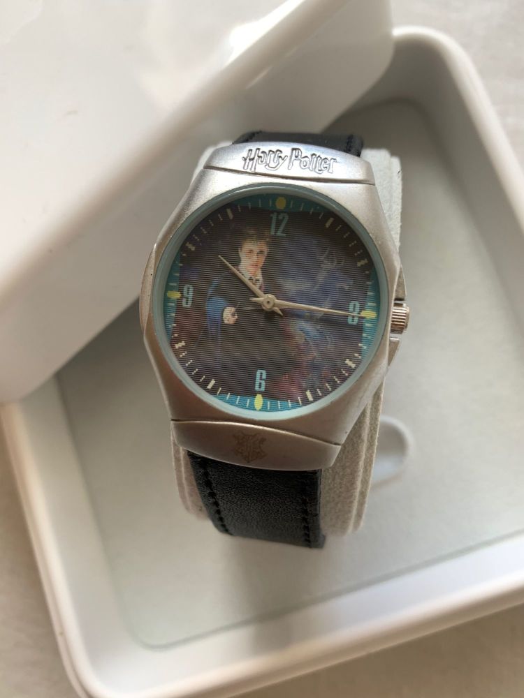 Rare Harry Potter Genuine Warner Movie Merchandise Quality Solid Made Watch