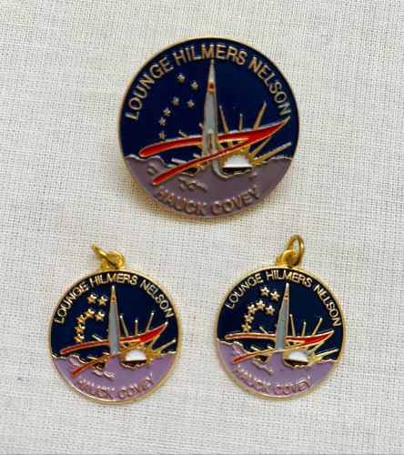 NASA Pendant & Pin Badge Set Rare Collectable Collection