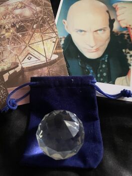 The Crystal Maze Crystal Ball TV Game Show Richard O'Brien 45mm Size