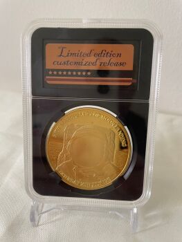 Gold Ltd Edition NASA Apollo 11 Moon Landing Large Medallion Coin In Hard Display Case
