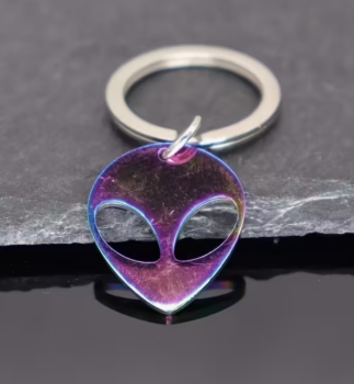 Colour Metalic UFO Area 51 Alien Metal Keyring Keychain