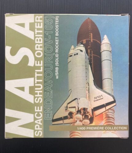Dragon Die-Cast 1/400 Model NASA Space Shuttle Orbiter Endeavour