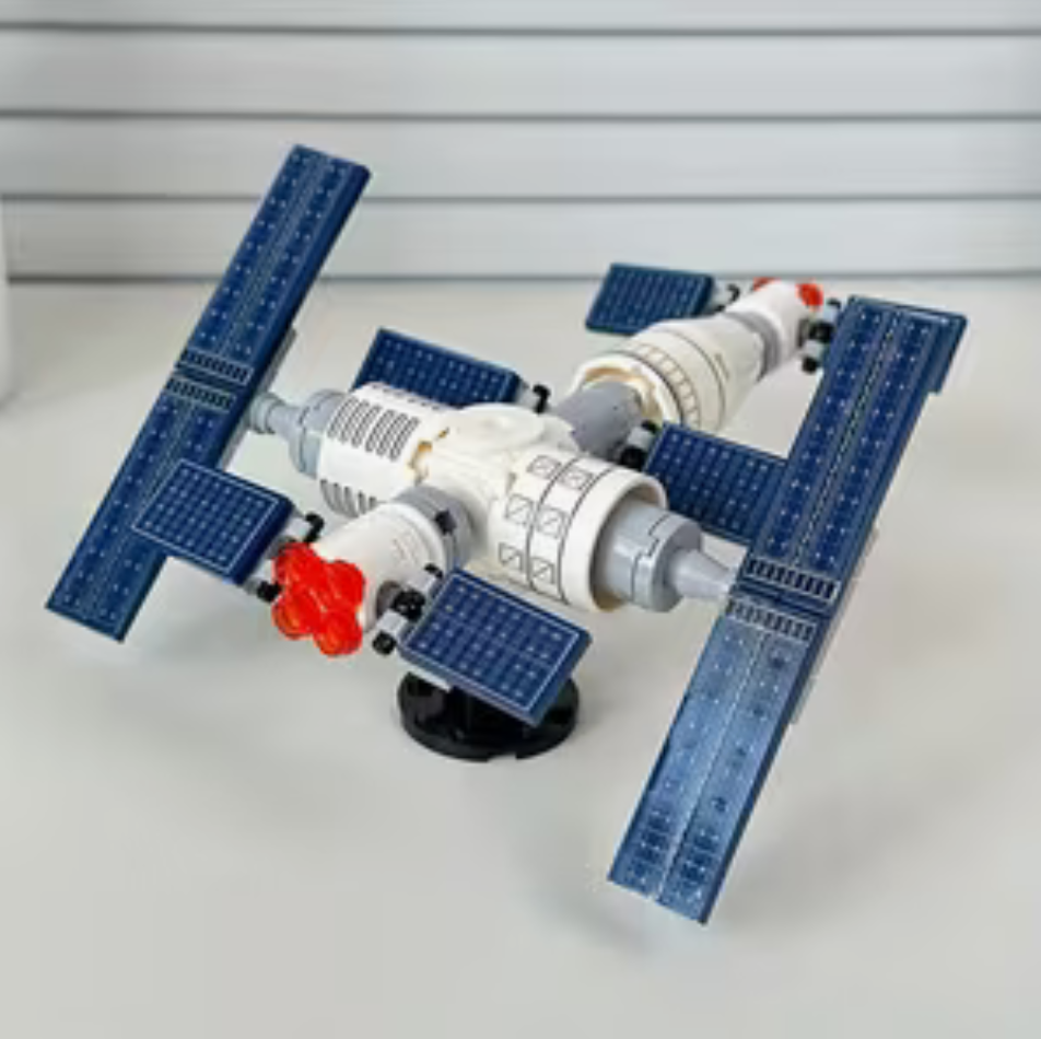 ISS International Space Station Lego Brick Style Model Kit