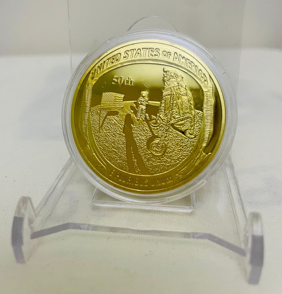 NASA Apollo Moon Landings Comemorative Gold Plated Coin Medallion