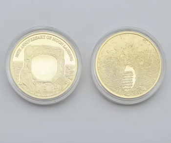 Neil Armstrong  Gold Medallion Moon Landing Commemorative Coin 50 Anniversary Large Medal Coin 40mm
