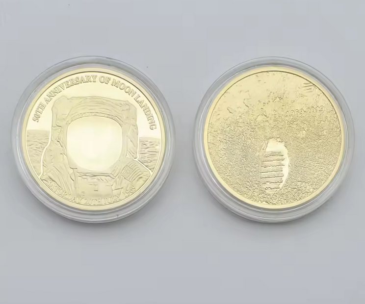 Neil Armstrong  Gold Medallion Moon Landing Commemorative Coin 50 Anniversary Large Medal Coin 40mm