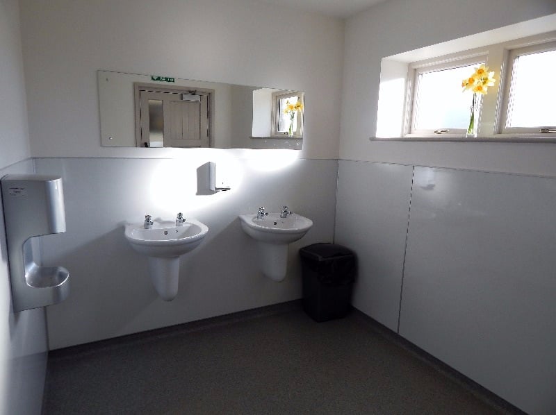 Hand wash basins at Thornbrook Barn Caravan Site