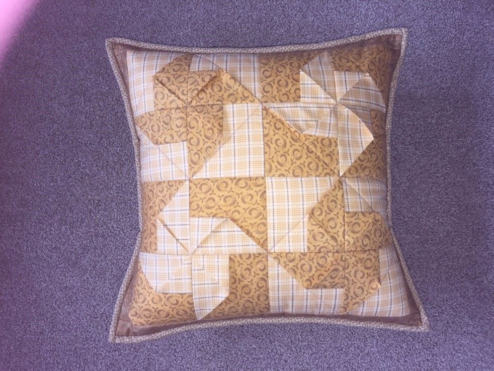 JUB3DPWC - The 3D Pinwheel Cushion Pattern from Juberry Fabrics