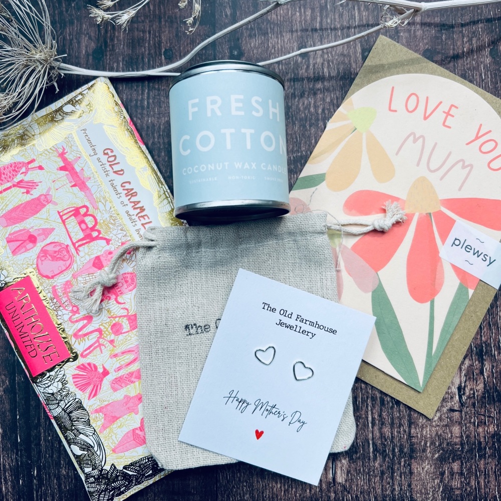 Mother's Day Gift Box - Heart Studs
