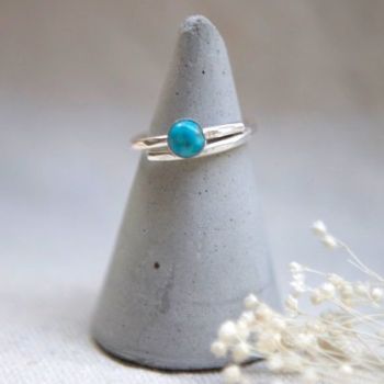 Stone Setting Twisted Ring