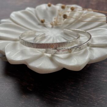 5mm Cuff Bangle with Heart Finish