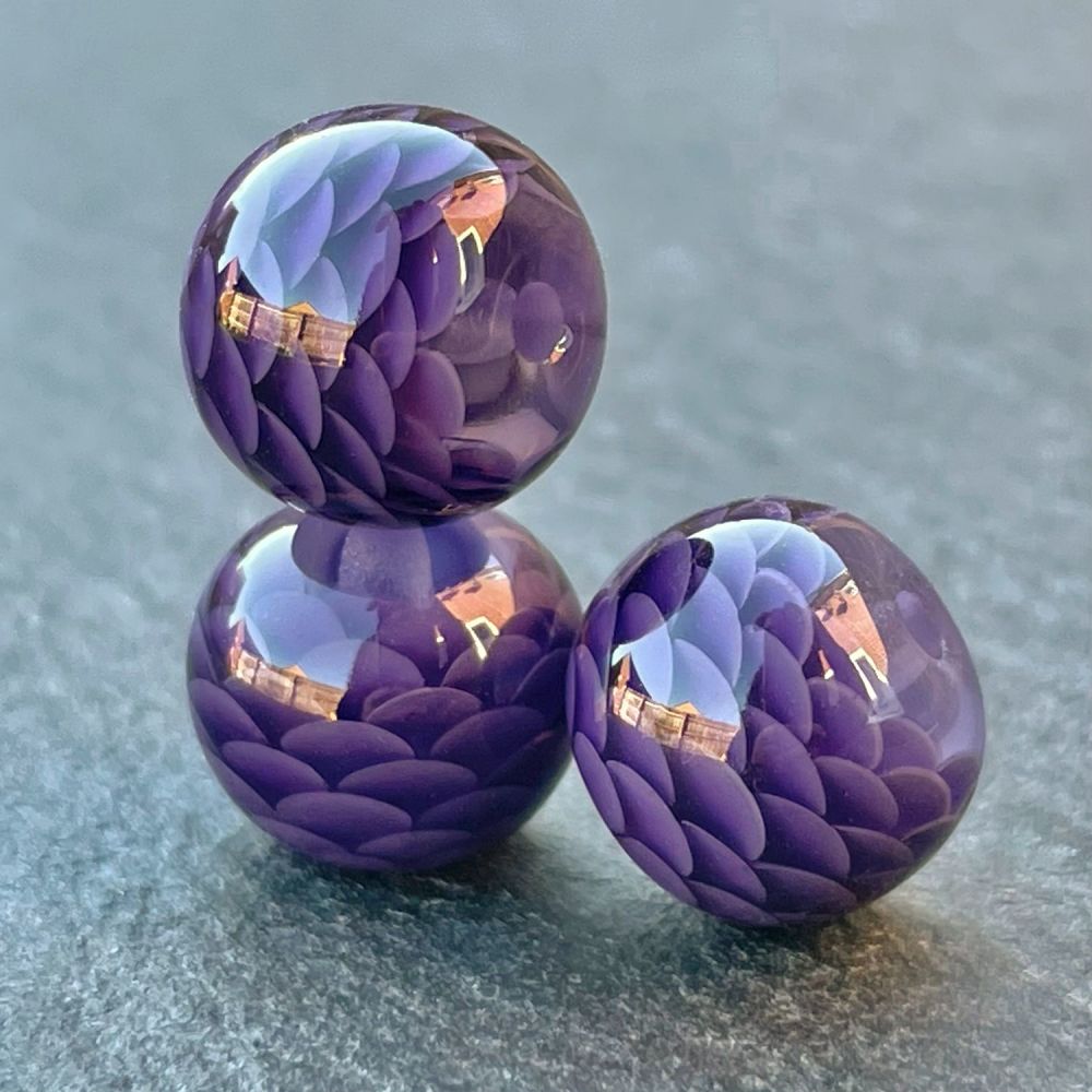 Purple 'Scales' Bead (Small)