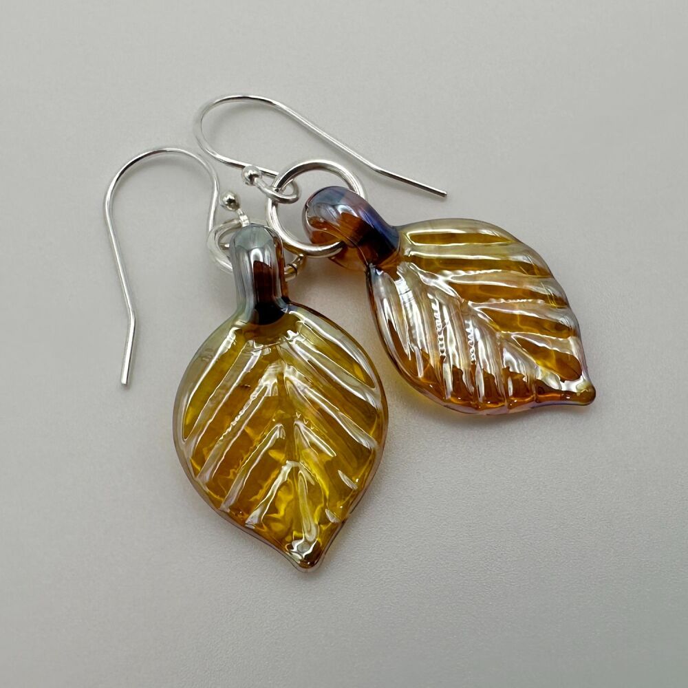 Leaf Earrings - Golden Gleam