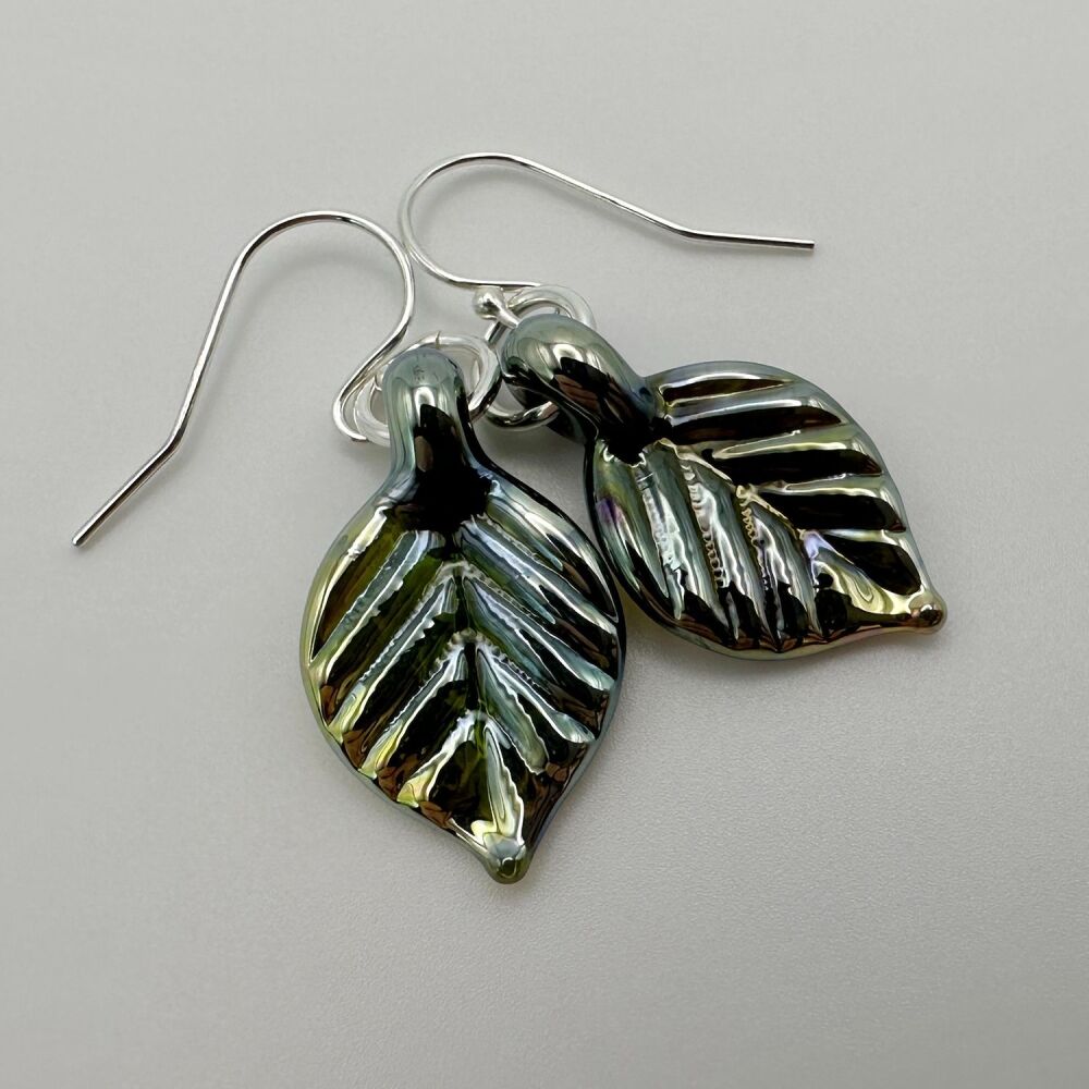 Leaf Earrings - Olive Green Gleam