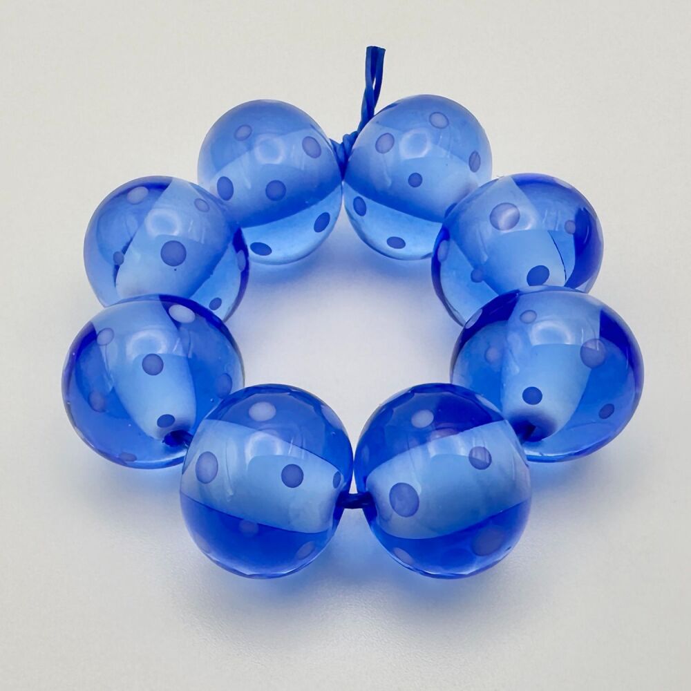 'Light Sapphire' Spotties