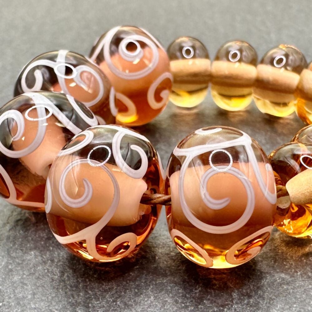 'Iced Tea' Scrolls