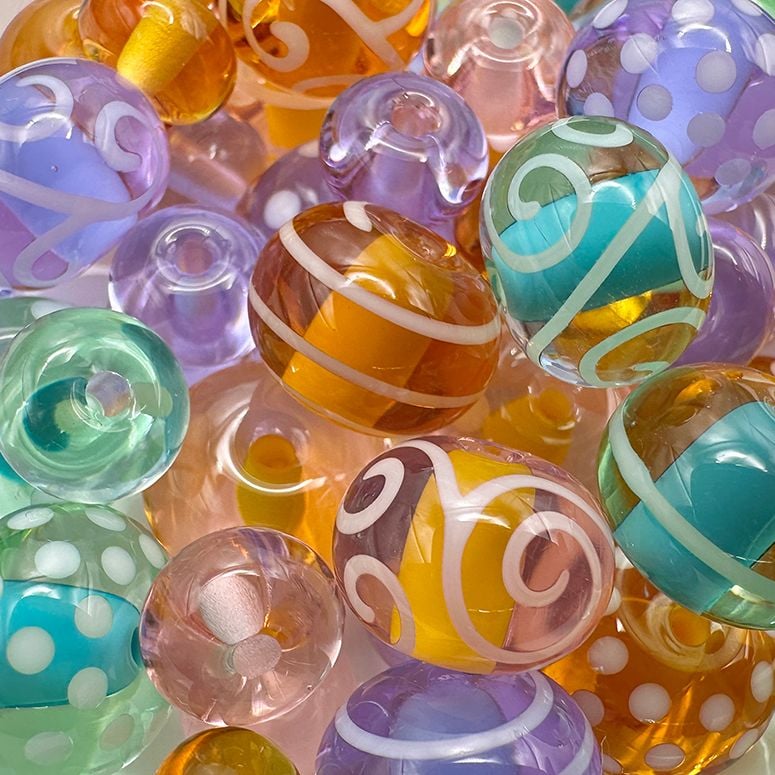 Handmade lampwork glass beads by Laura Sparling Handmade lampwork glass beads by Laura Sparling