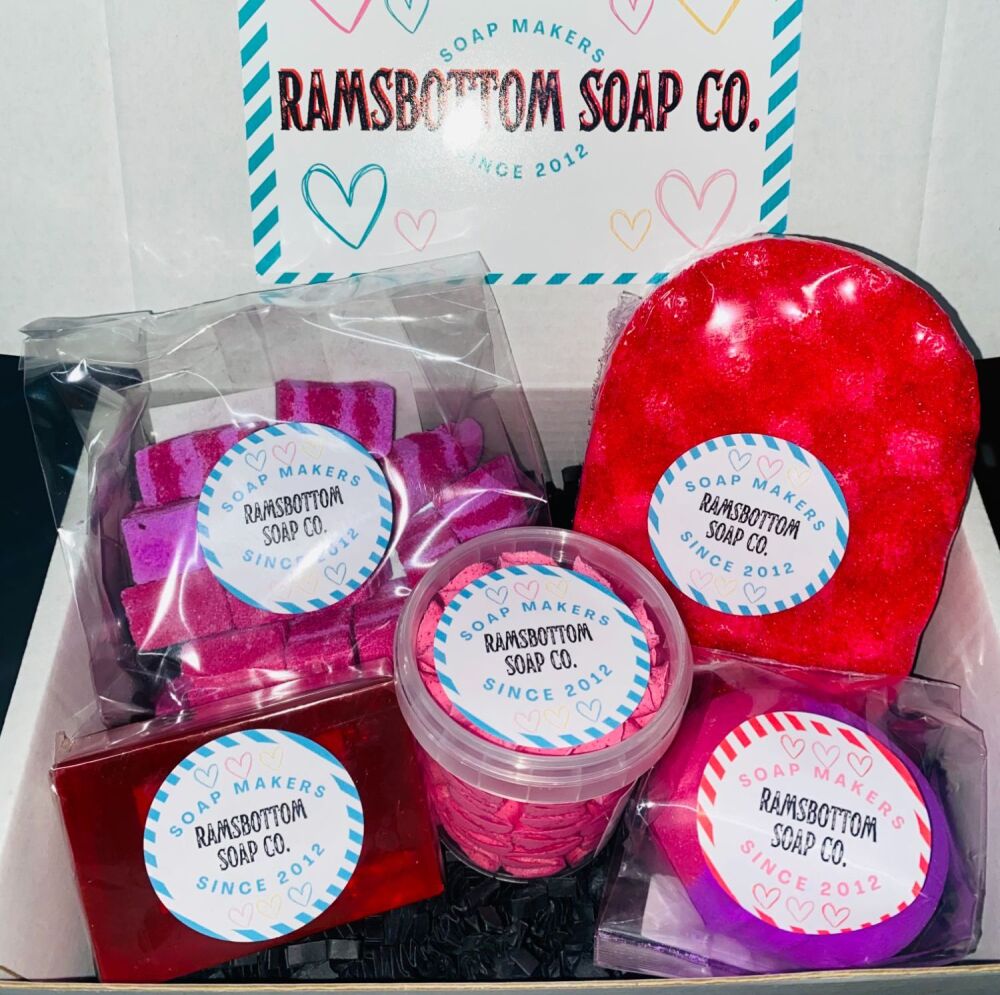 Love Gift Set - Choose whether to have Bath or Shower Products