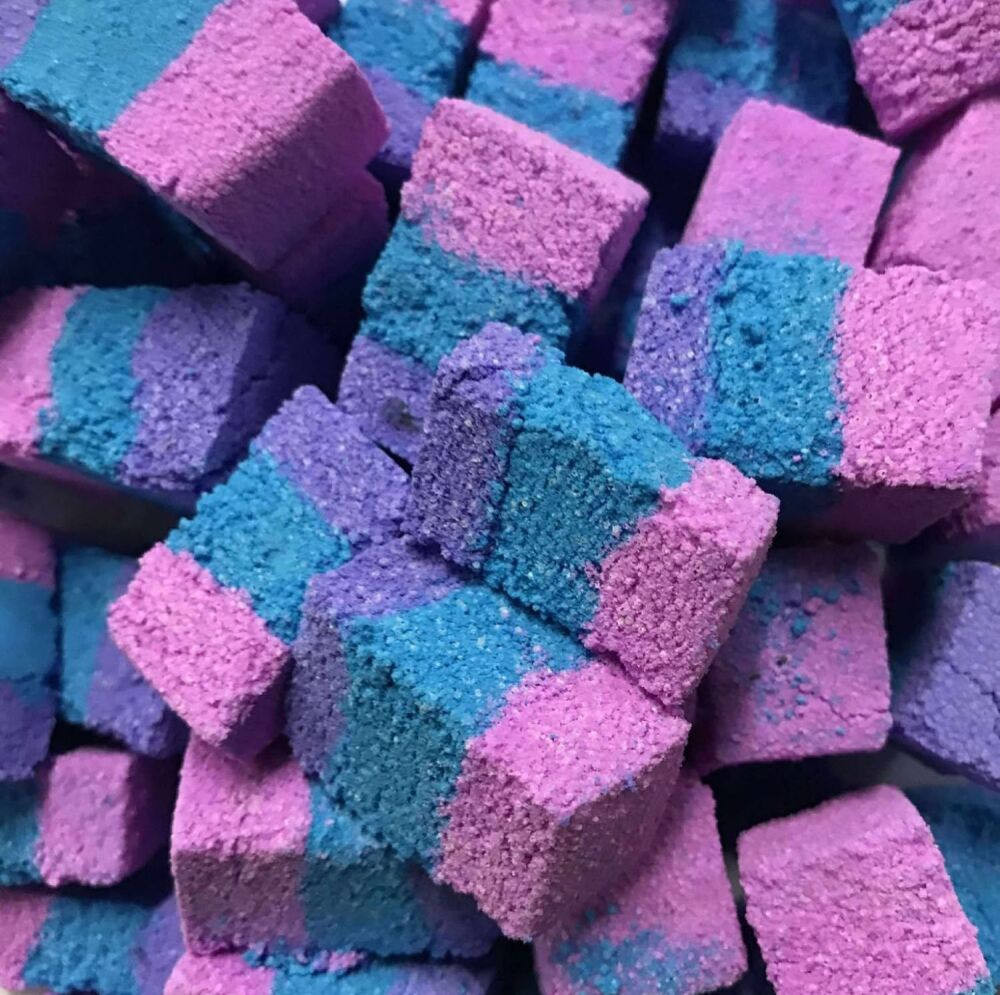 Unicorn Kisses Bath Rocks - 150g Bag