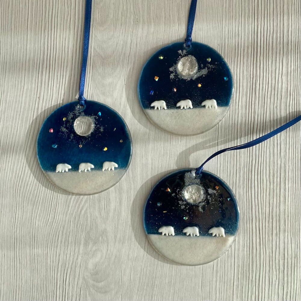 Fused glass Pola bears