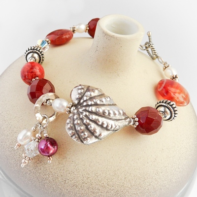 Laura Heart Bracelet