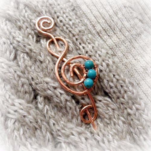 Sarah Treble Clef Brooch