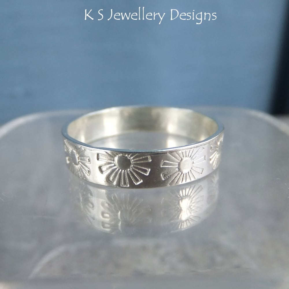 Sterling Silver Textured Wide Band Ring - FLOWERS