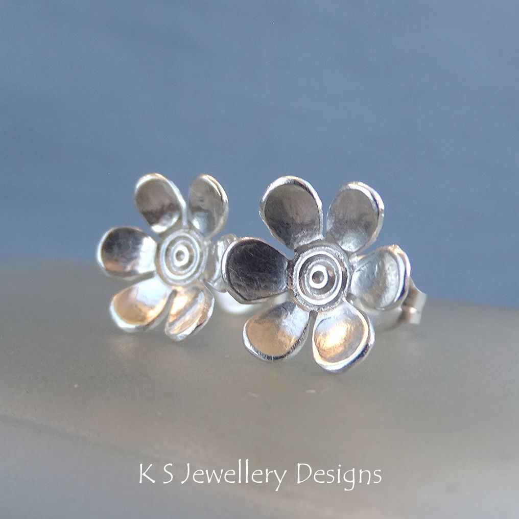 FLOWER STUDS - Six Petal Flowers - Sterling Silver Stud Earrings