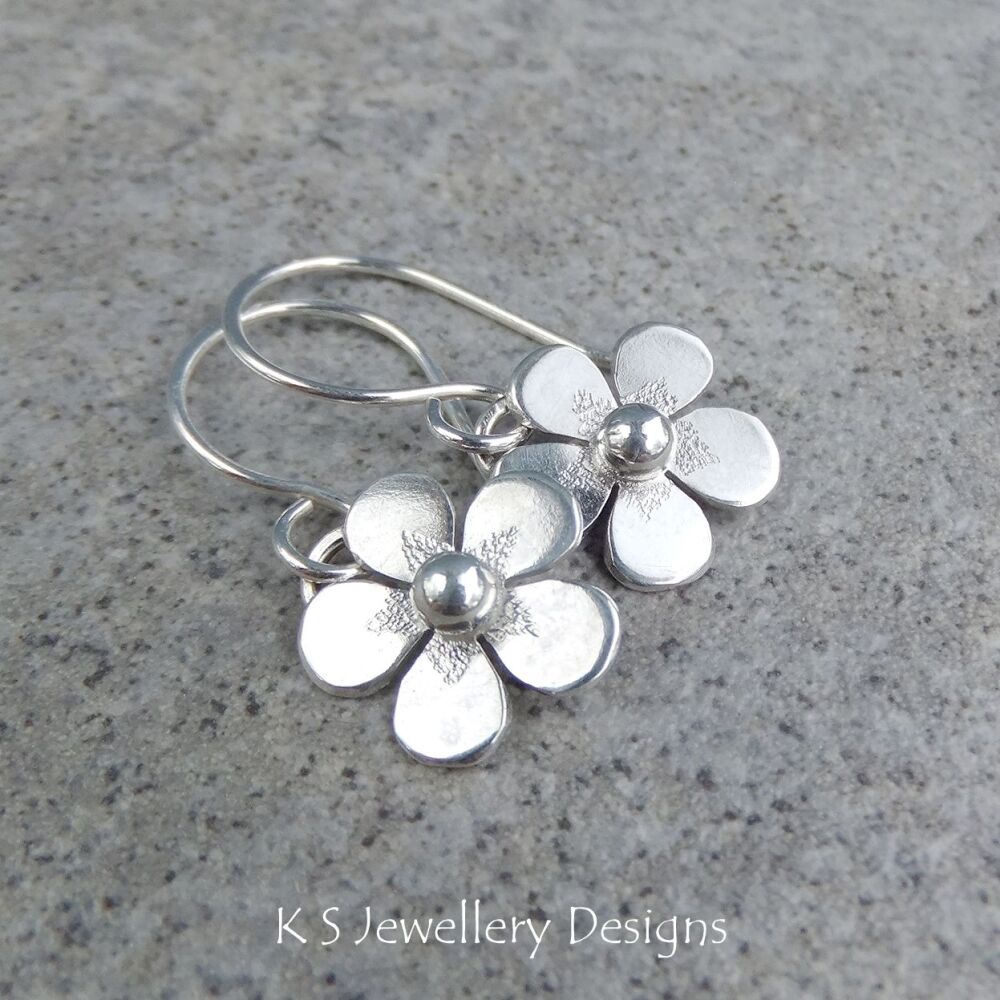 Shiny Flowers Sterling Silver Earrings - Five Petal Flower Blossoms