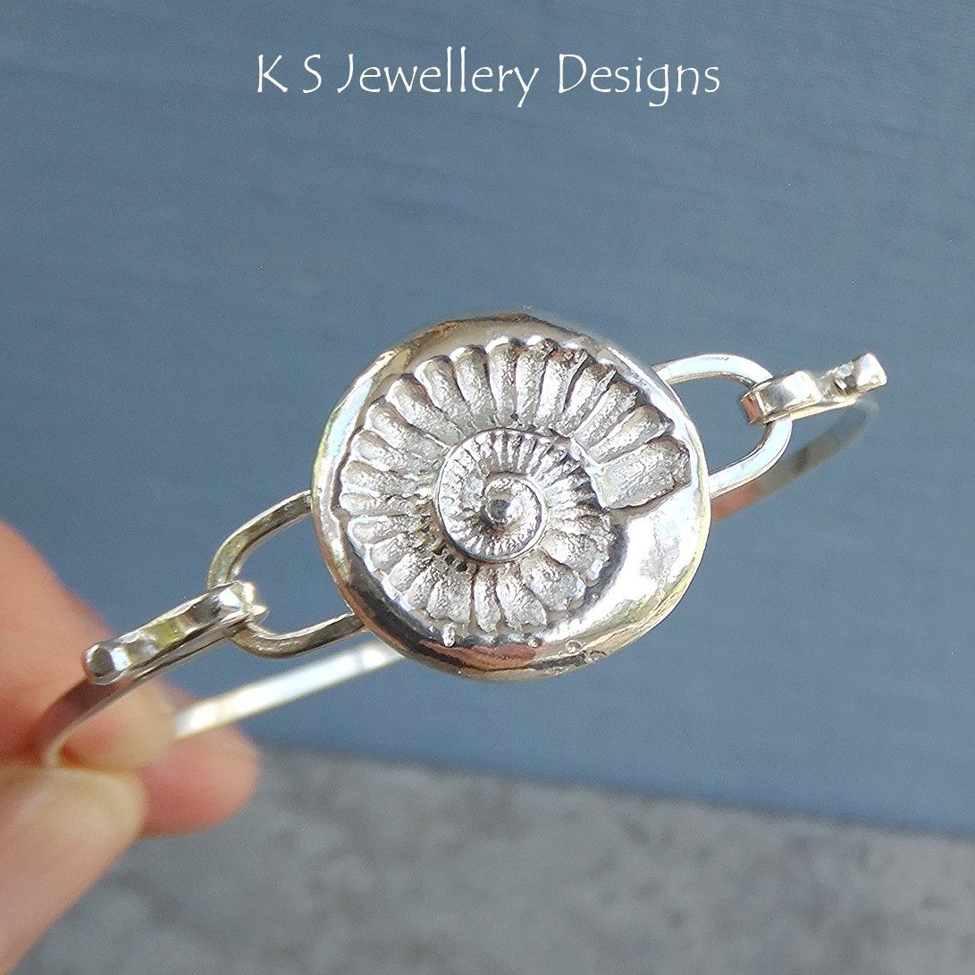 Ammonite Imprint Disc Sterling Silver Bangle