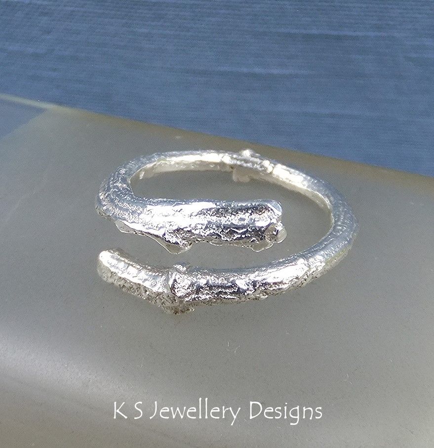 Lilac Twig Textured Wraparound Sterling Silver Ring (UK size S / US size 9.25)