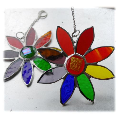 Dichroic Daisy 034 Rainbow red #1912 FREE 10.00 